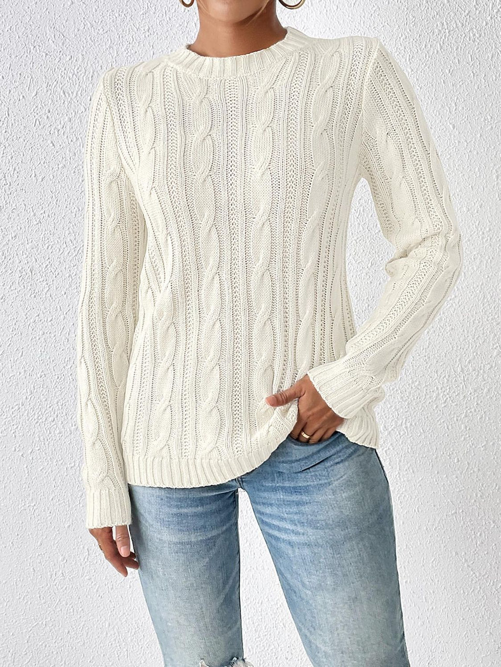 Cable - Knit Round Neck Sweater - ViarousViarousViarous