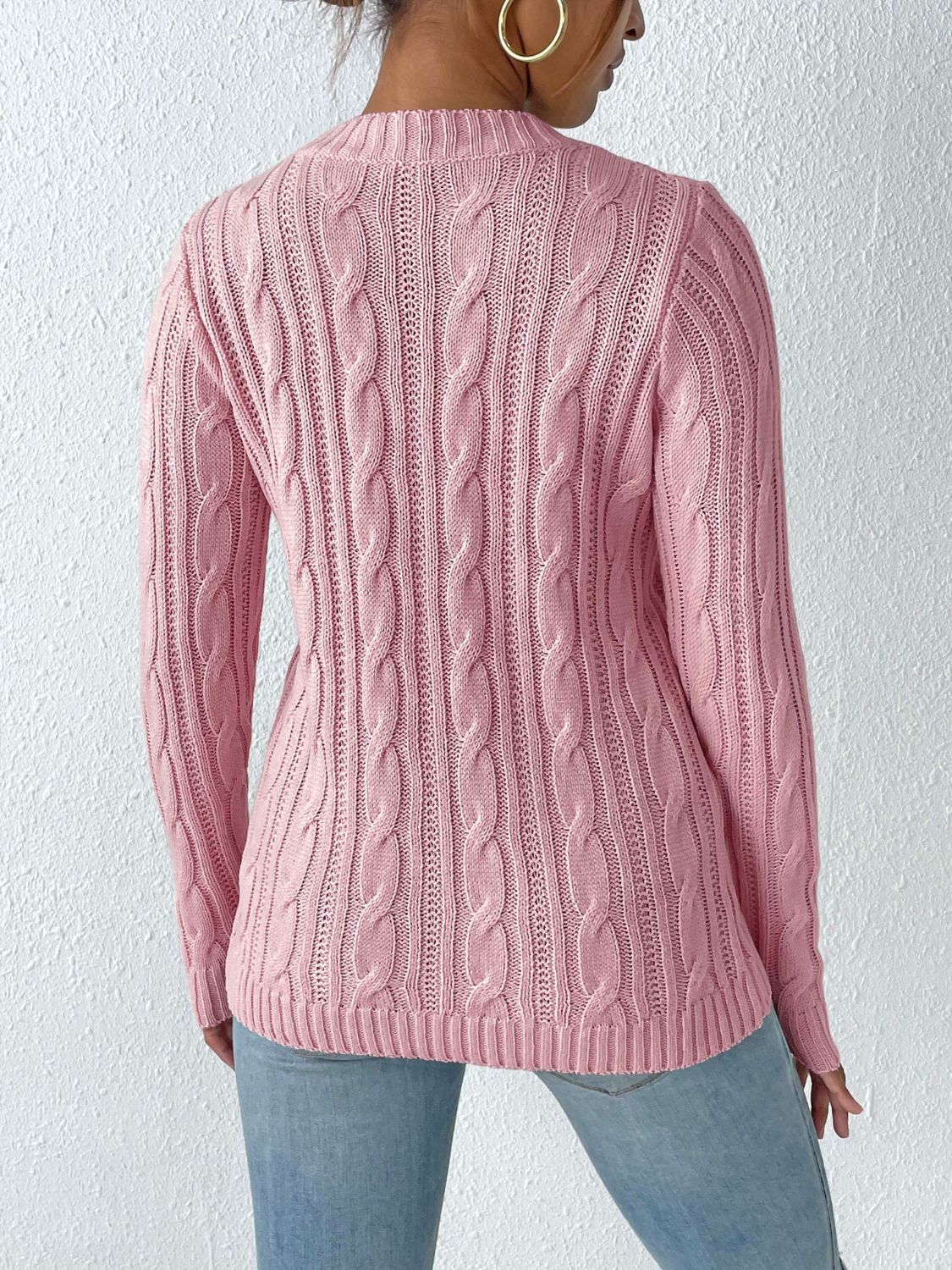 Cable - Knit Round Neck Sweater - ViarousViarousViarous