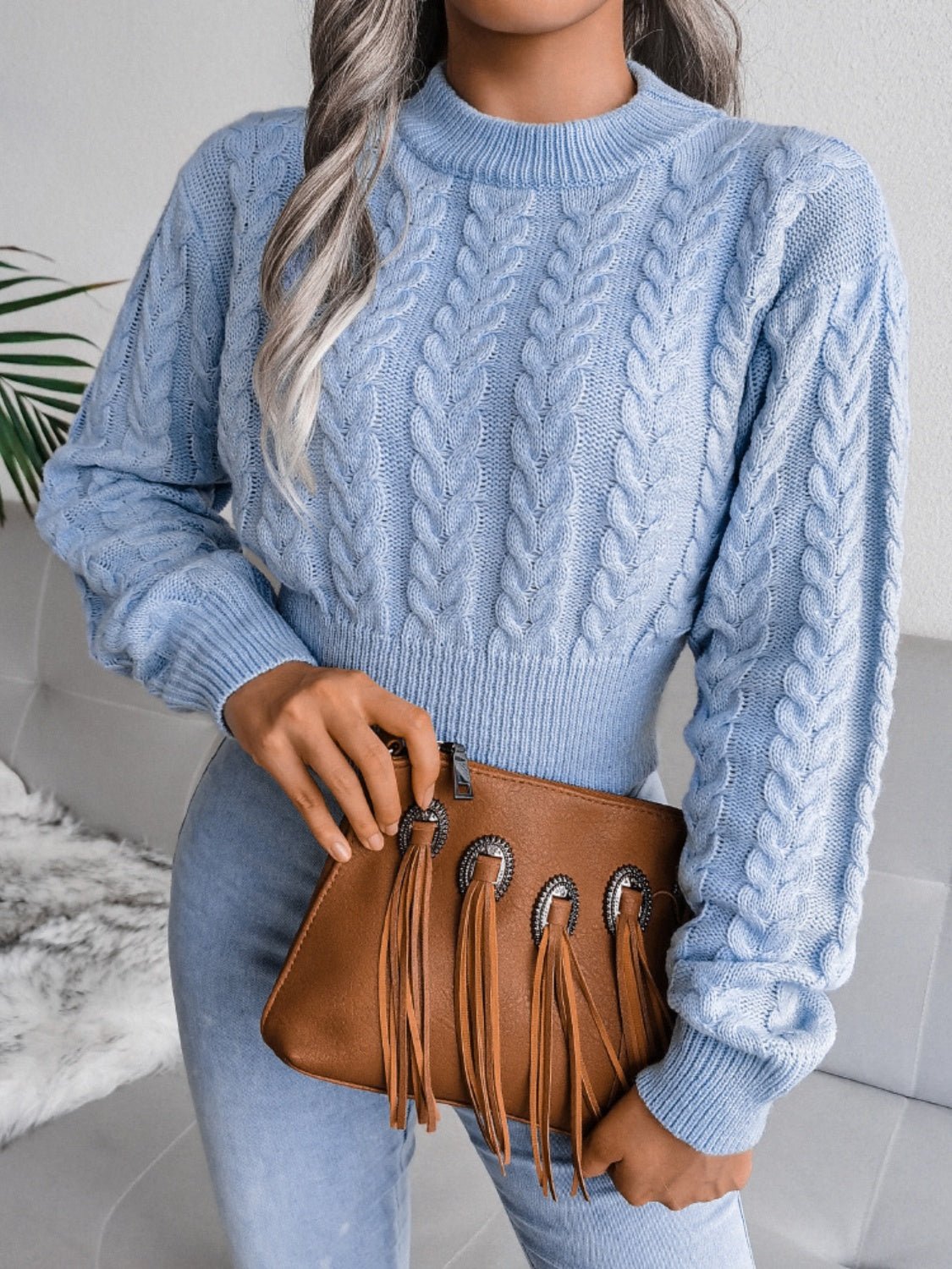 Cable - Knit Round Neck Sweater - ViarousViarousViarous