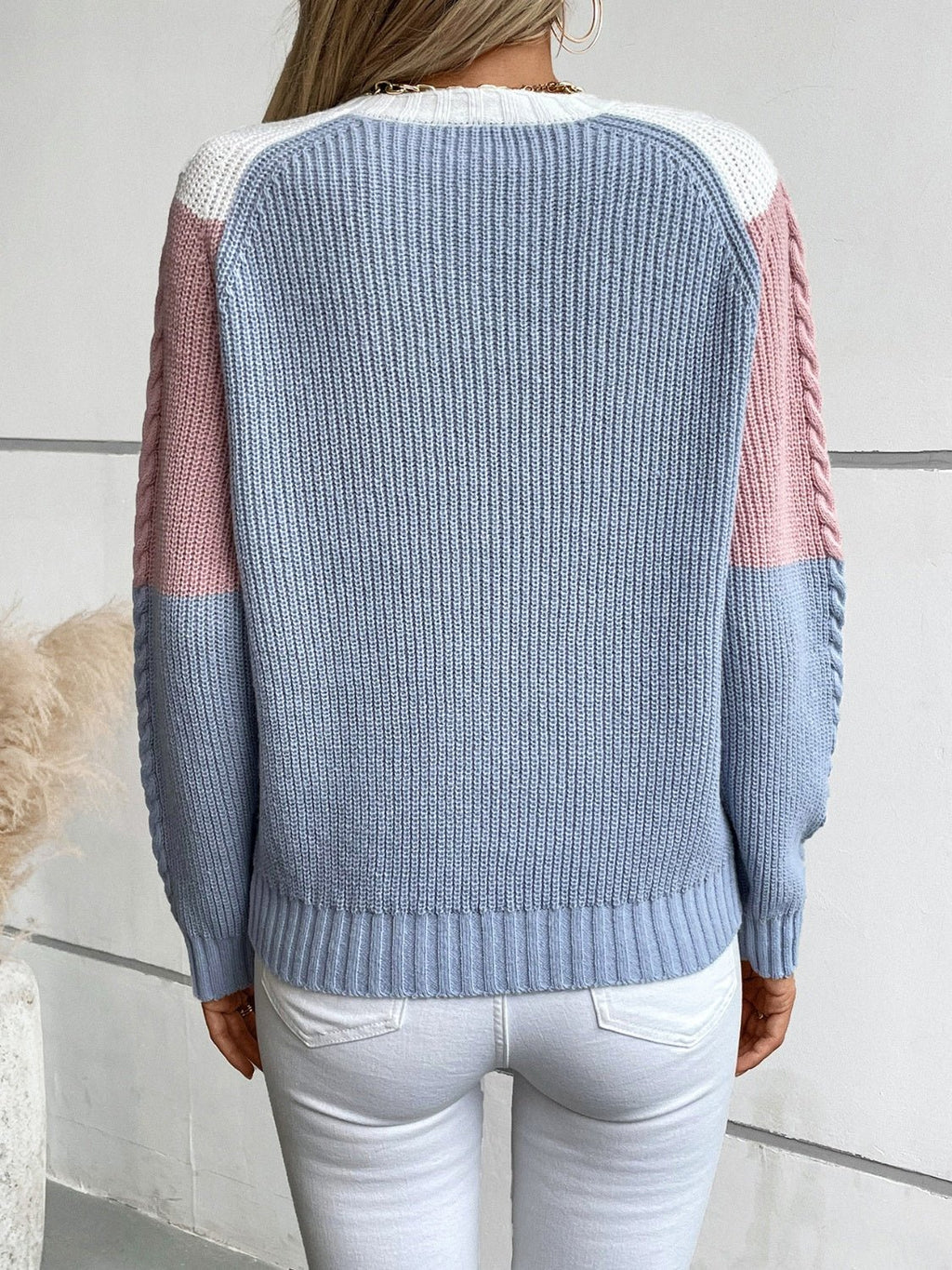 Color Block Round Neck Long Sleeve Sweater - ViarousViarousViarous