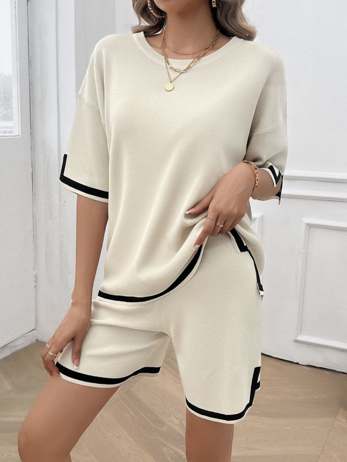 Devine Contrast Trim Round Neck Top and Shorts Set - ViarousViarousViarous