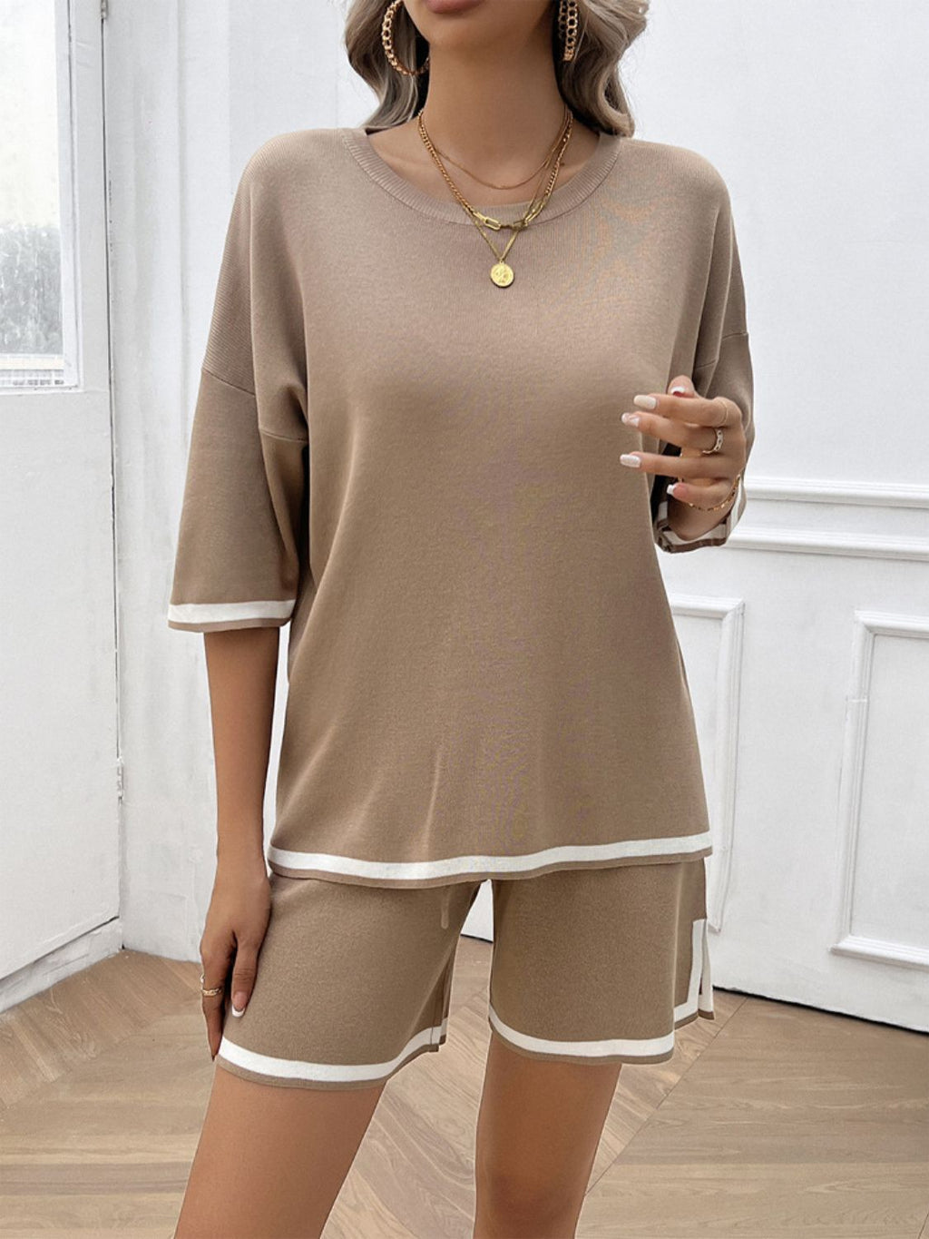 Devine Contrast Trim Round Neck Top and Shorts Set - ViarousViarousViarous