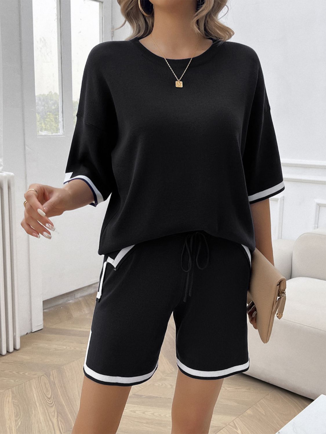 Devine Contrast Trim Round Neck Top and Shorts Set - ViarousViarousViarous