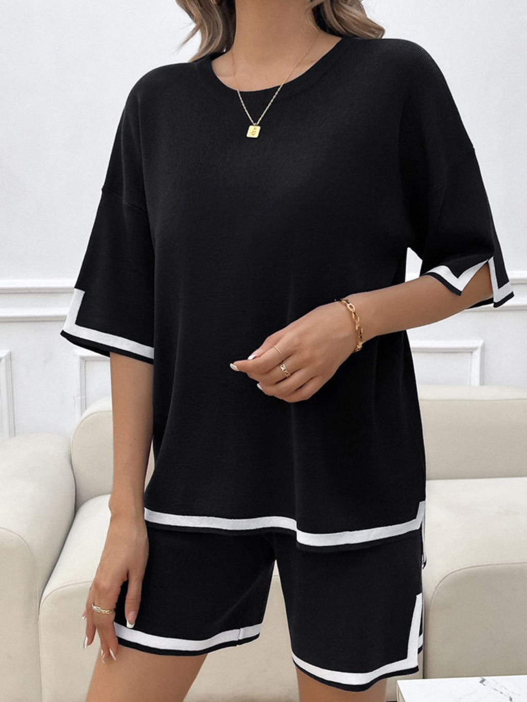 Devine Contrast Trim Round Neck Top and Shorts Set - ViarousViarousViarous