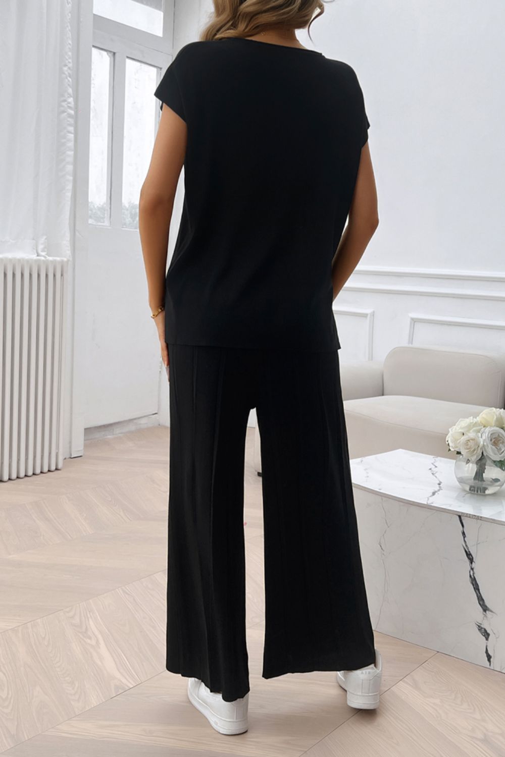 Devine Round Neck Short Sleeve Top and Pants Set - ViarousViarousViarous