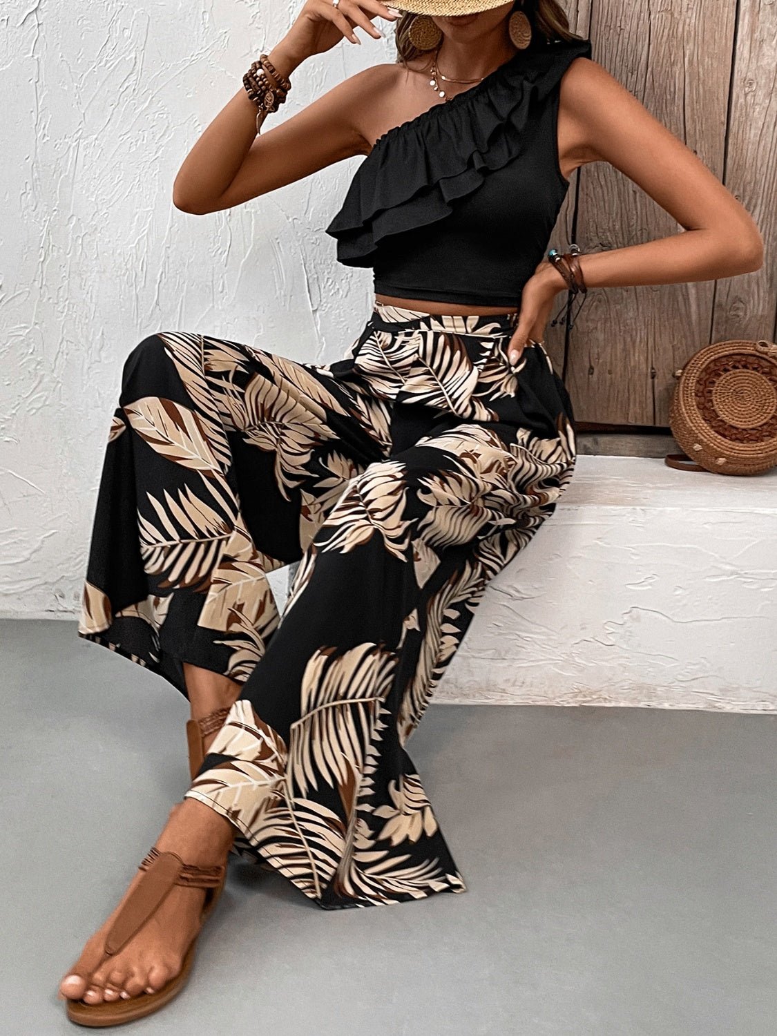 Honey Ruffled Sleeveless Top and Printed Pants Set - ViarousViarousViarous
