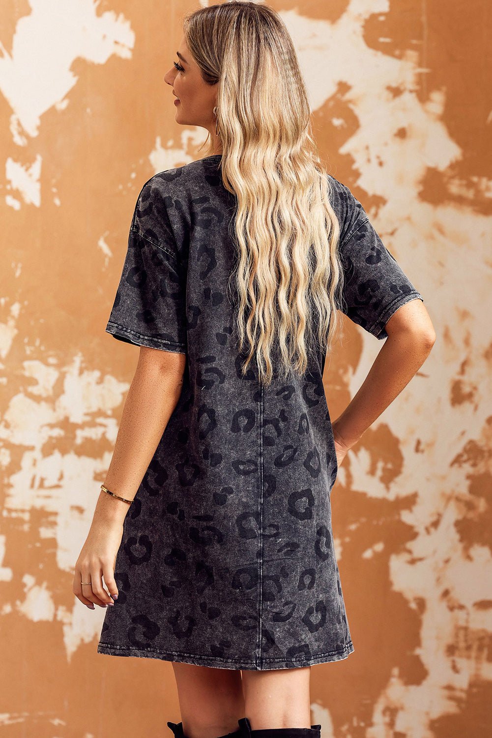Leopard Round Neck Dropped Shoulder Dress with Pockets - ViarousViarousViarous