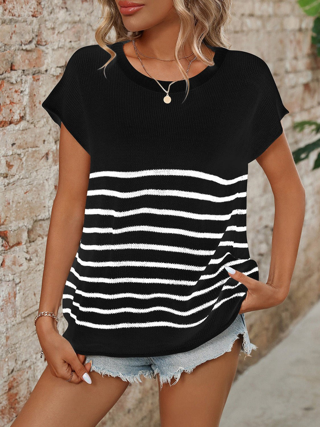 Mandy Striped Round Neck Short Sleeve Knit Top - ViarousViarousViarous