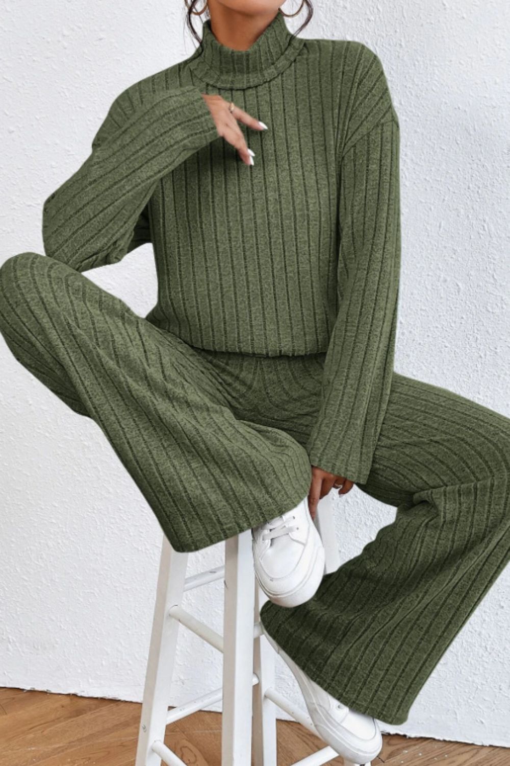 Mock Neck Dropped Shoulder Top and Pants Set - ViarousViarousViarous