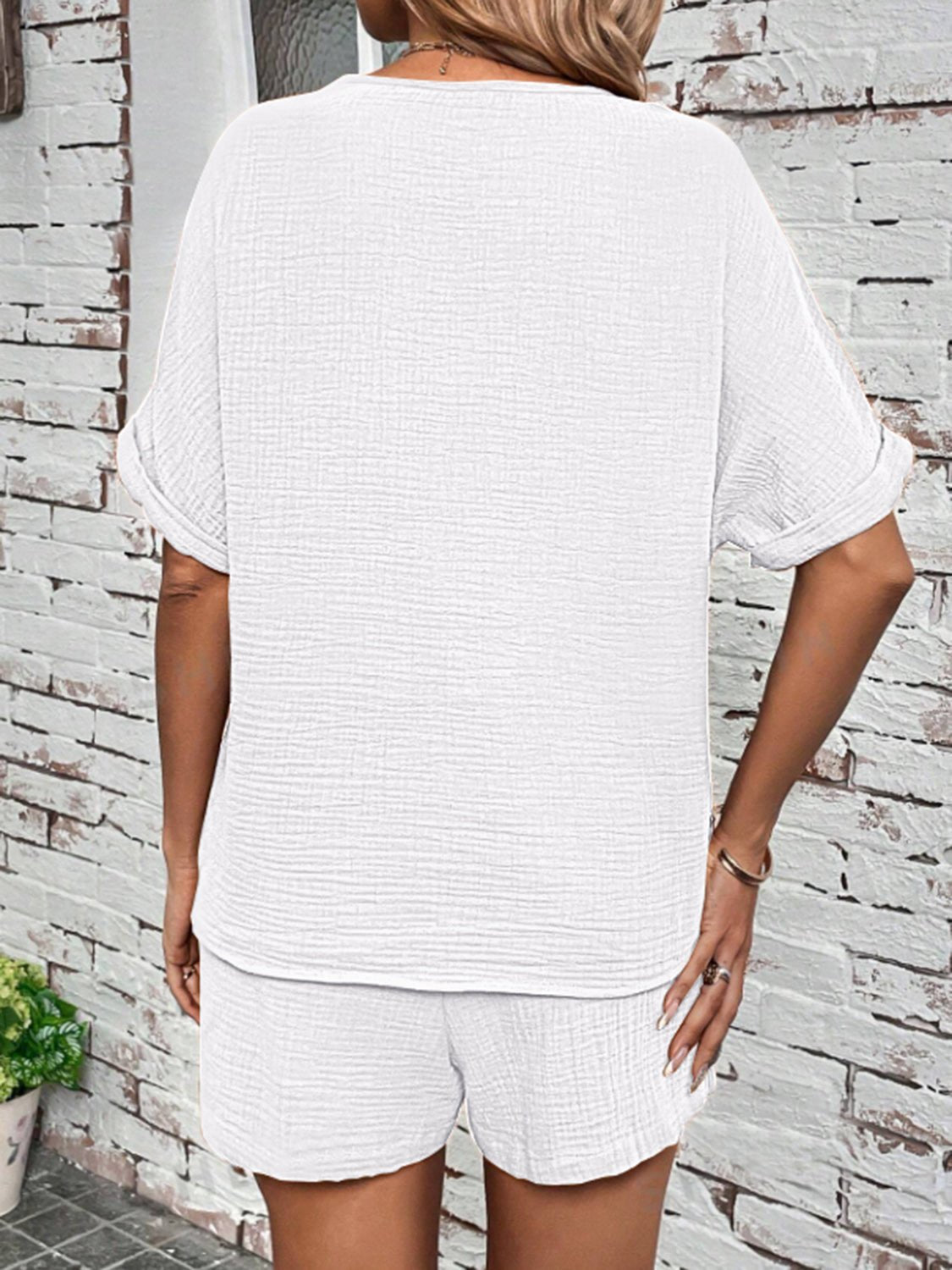 Notched Half Sleeve Top and Shorts Set - ViarousViarousViarous
