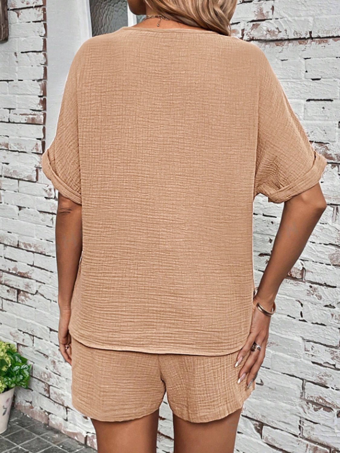 Notched Half Sleeve Top and Shorts Set - ViarousViarousViarous