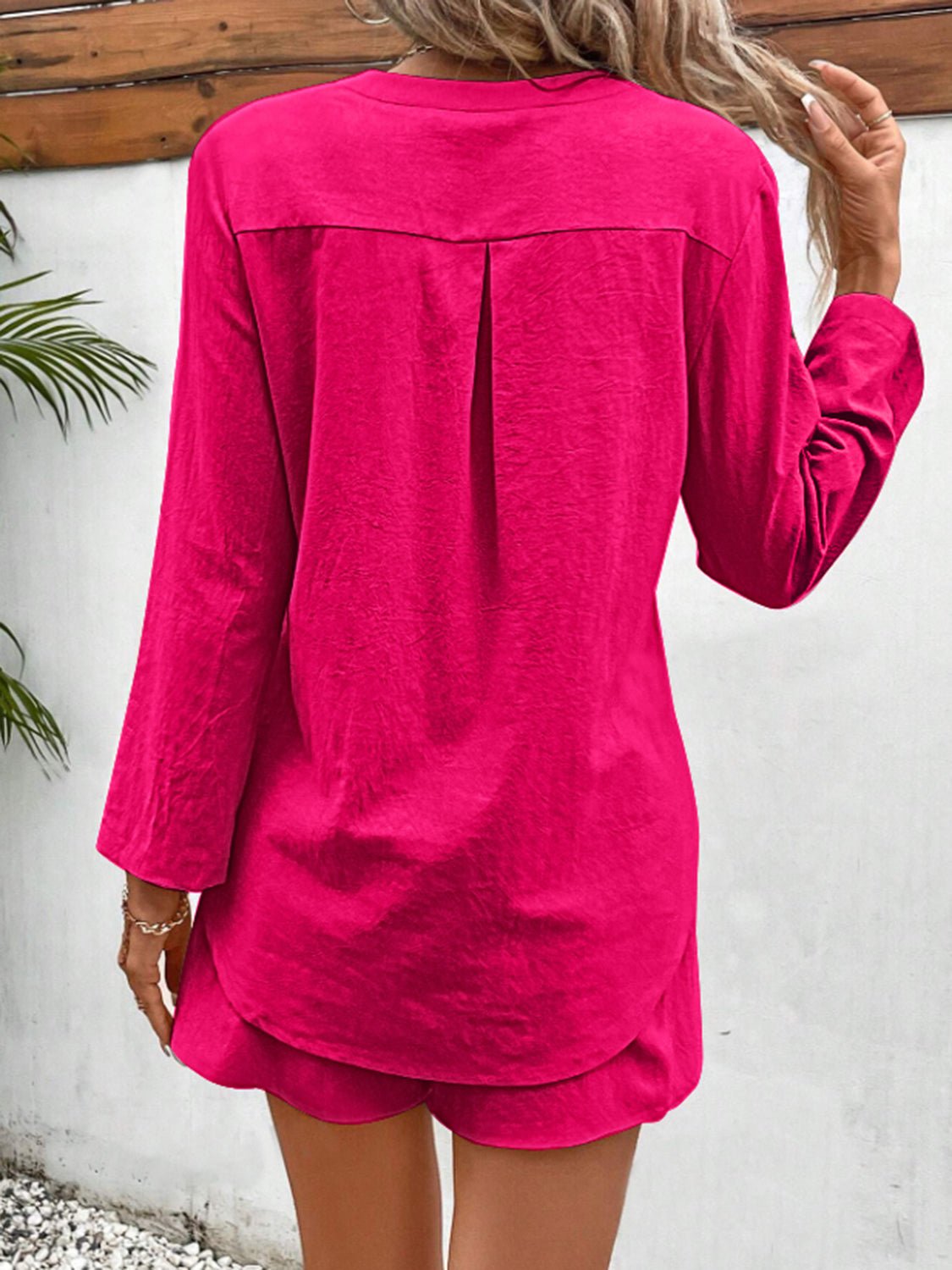 Notched Long Sleeve Top and Shorts Set - ViarousViarousViarous