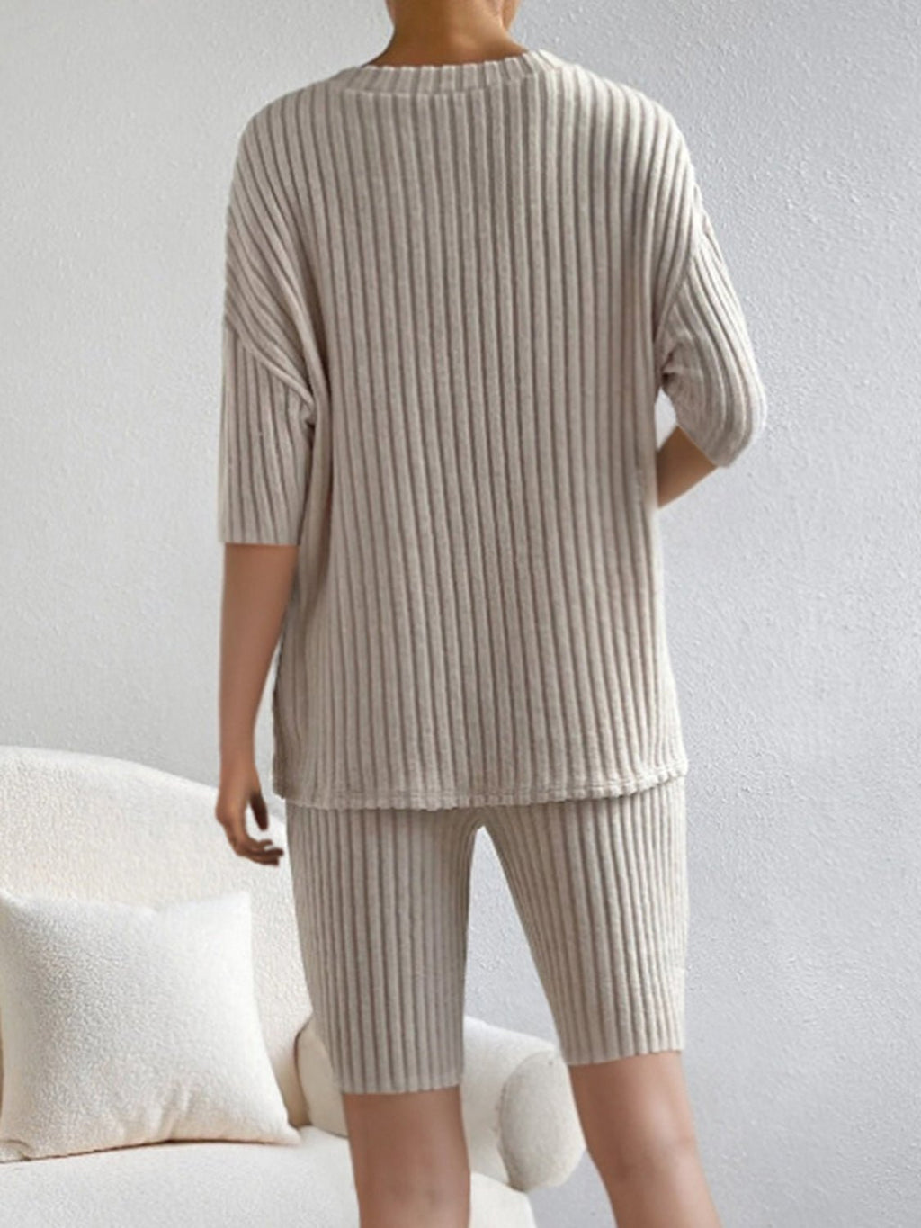 Ribbed V - Neck Top and Shorts Set - ViarousViarousViarous