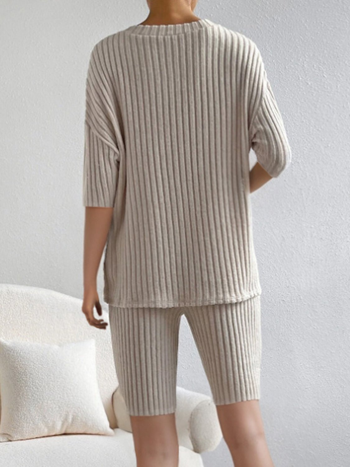 Ribbed V - Neck Top and Shorts Set - ViarousViarousViarous