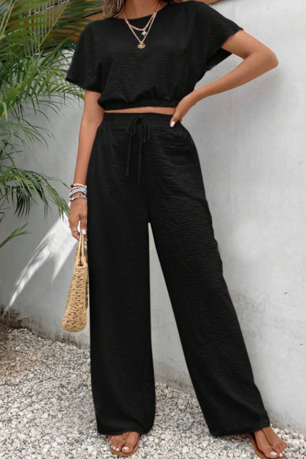 Rounds Neck Short Sleeve Top and Pants Set - ViarousViarousViarous