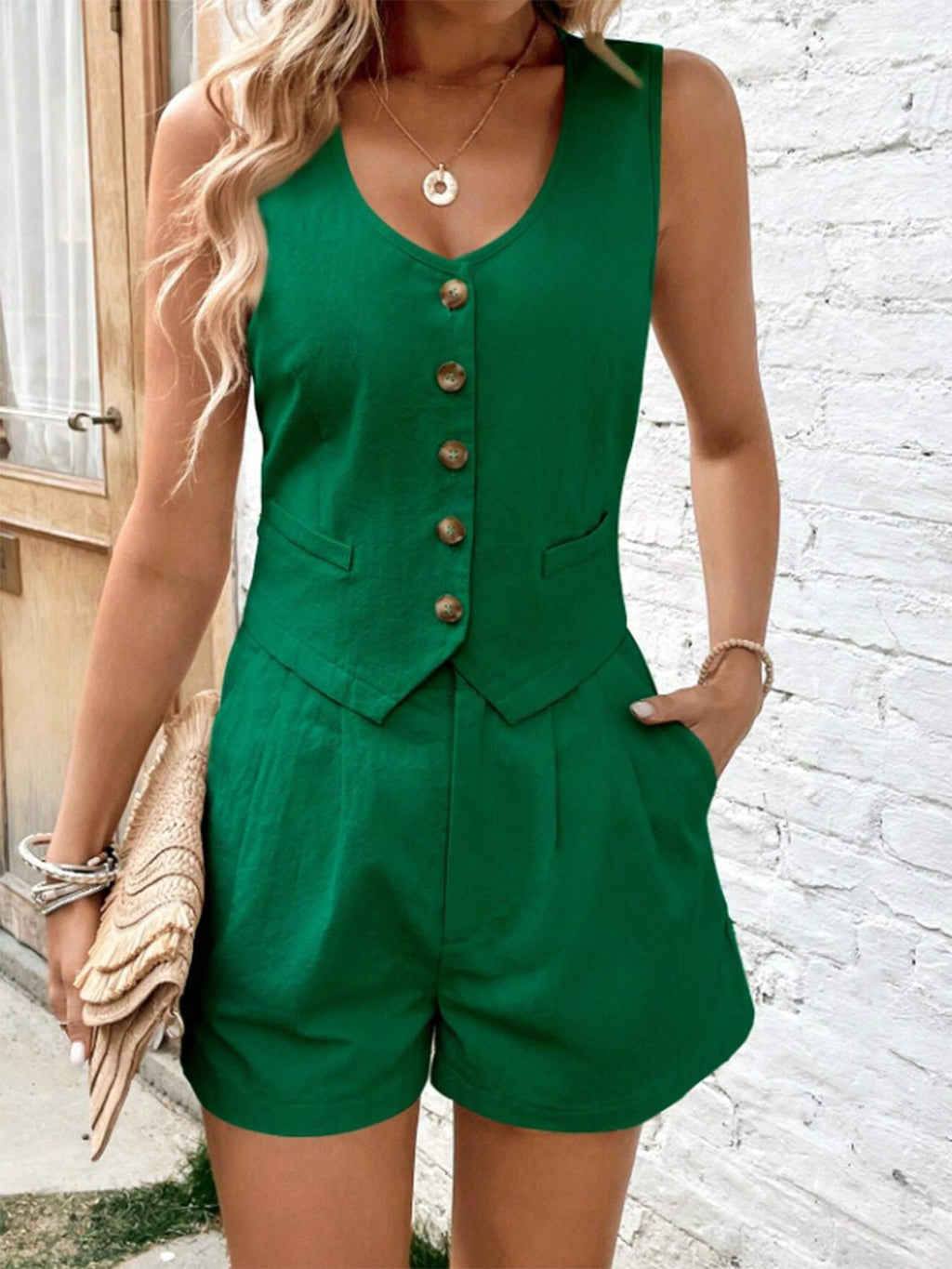 Scoop Neck Sleeveless Top and Shorts Set - ViarousViarousViarous