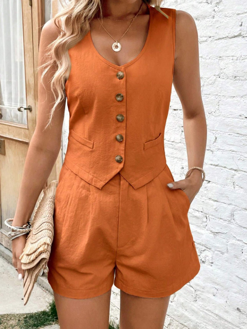 Scoop Neck Sleeveless Top and Shorts Set - ViarousViarousViarous