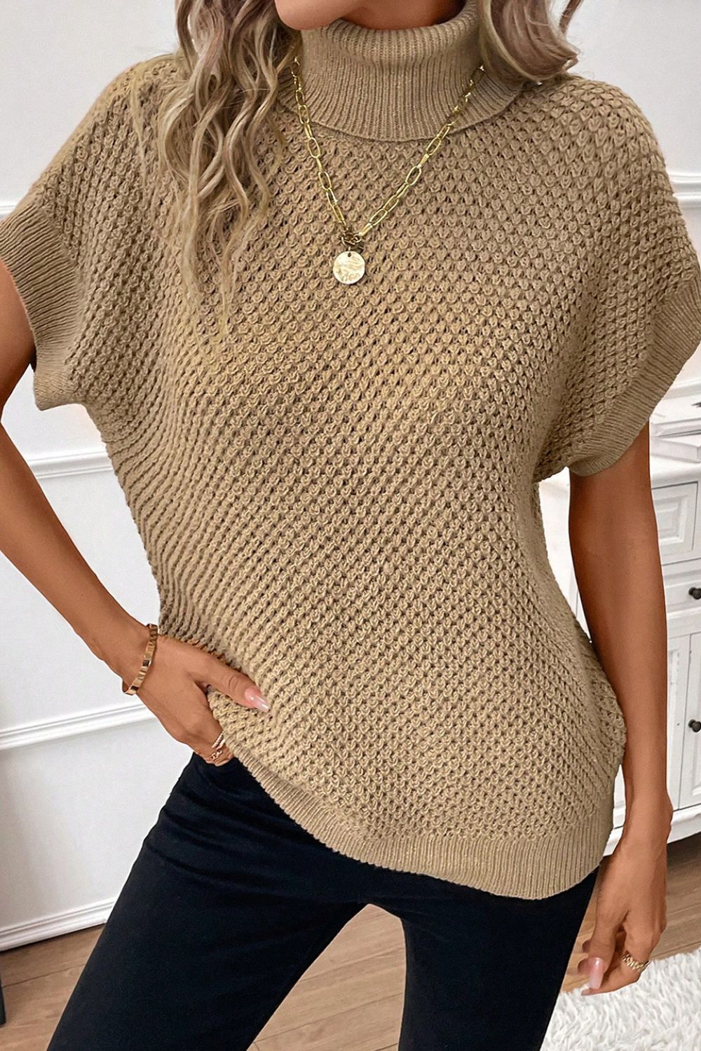 Solid Color Turtleneck Short Sleeve Sweater - ViarousViarousViarous