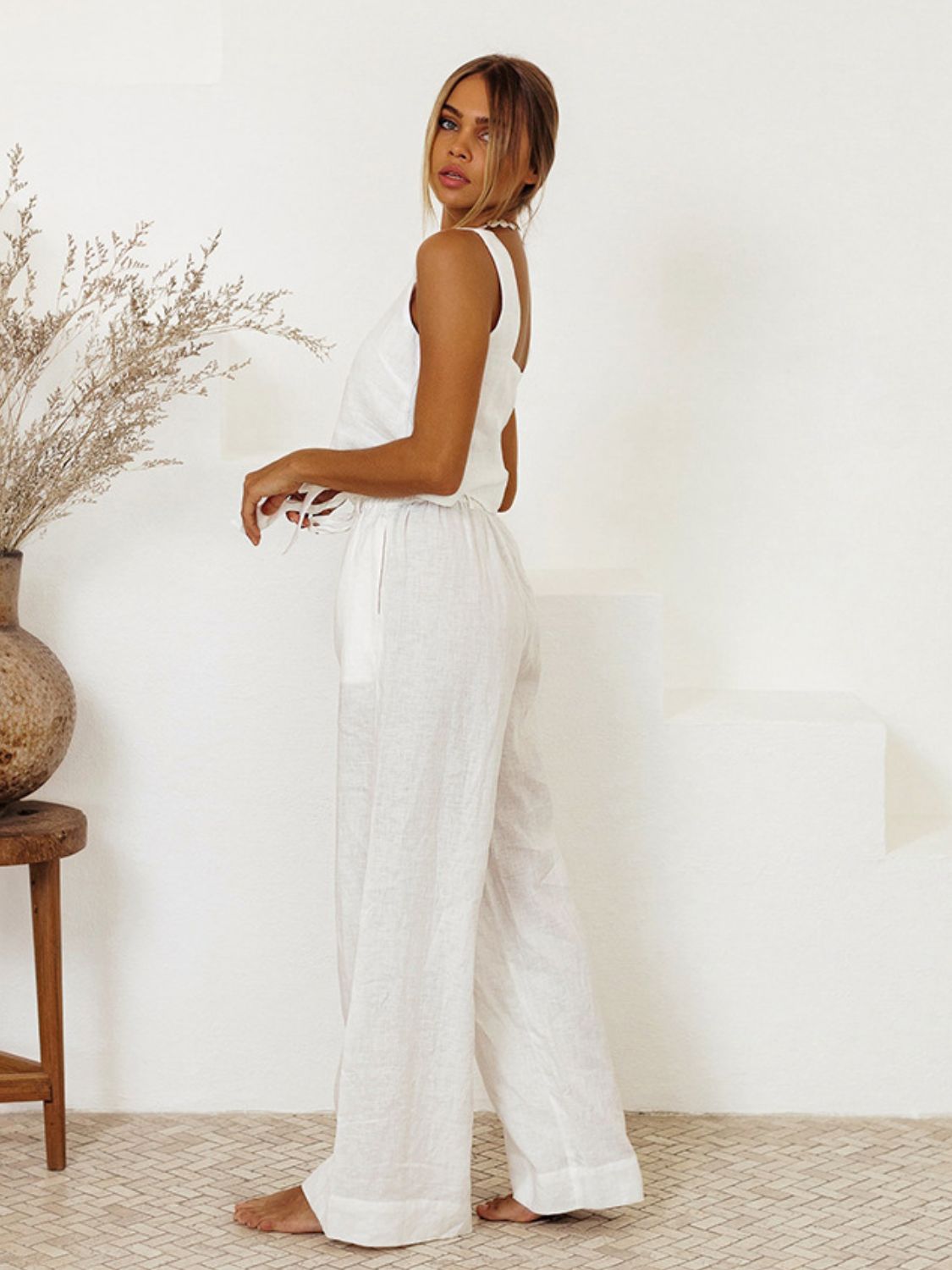 Square Neck Sleeveless Top and Pants Set - ViarousViarousViarous