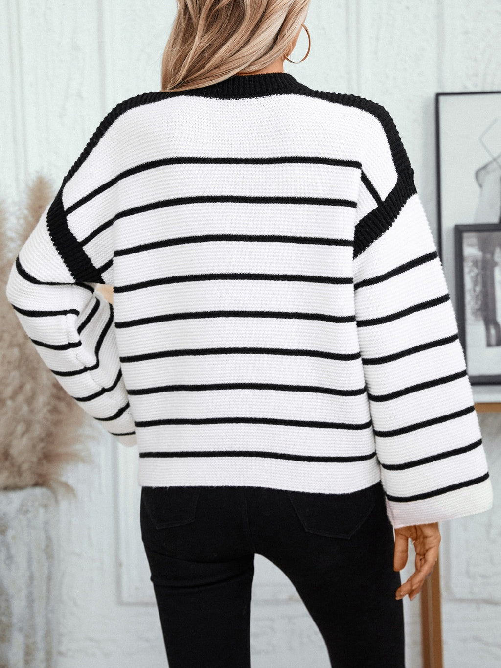 Striped Round Neck Long Sleeve Sweater - ViarousViarousViarous