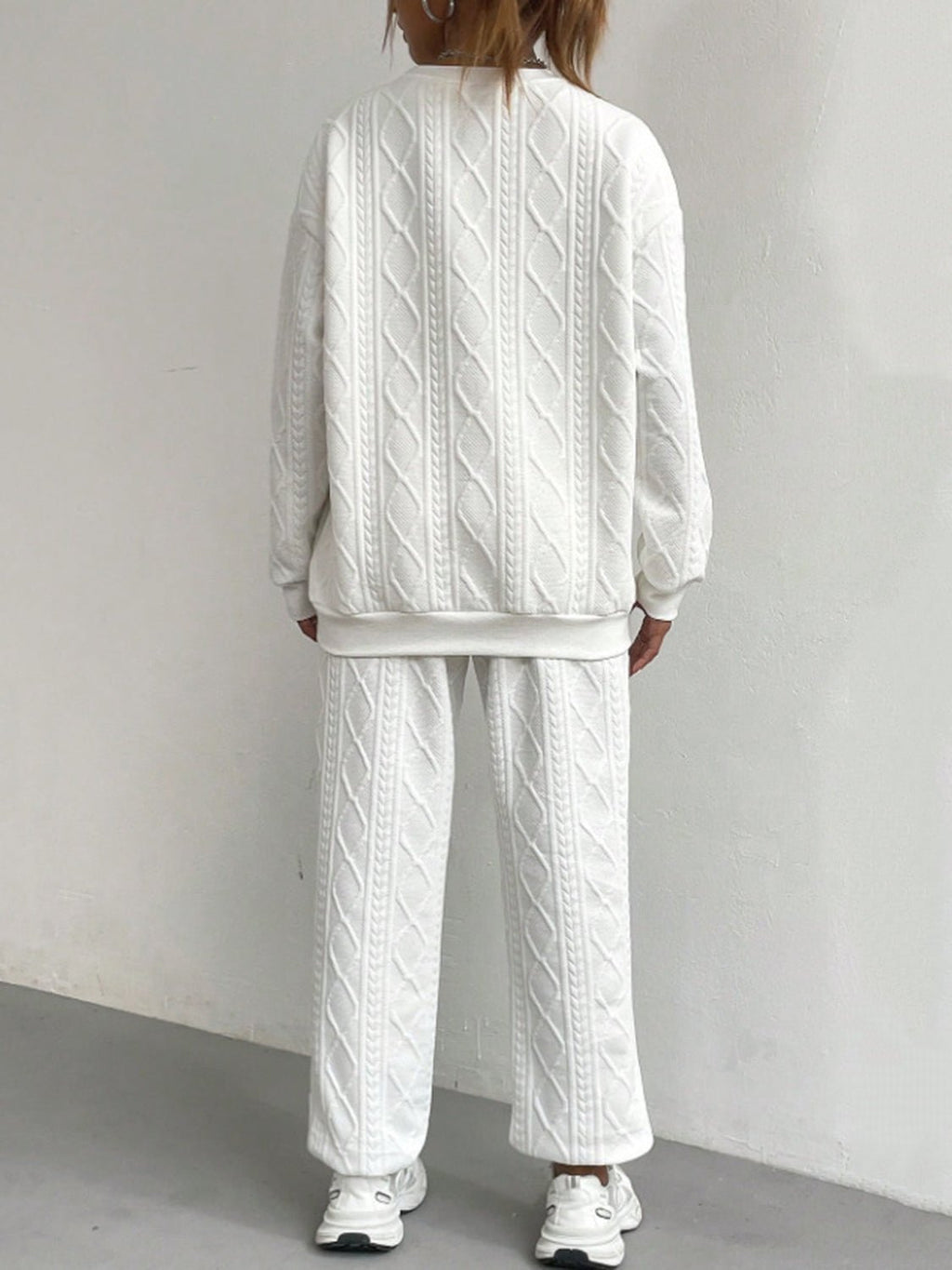 Texture Round Neck Top and Pants Set - ViarousViarousViarous
