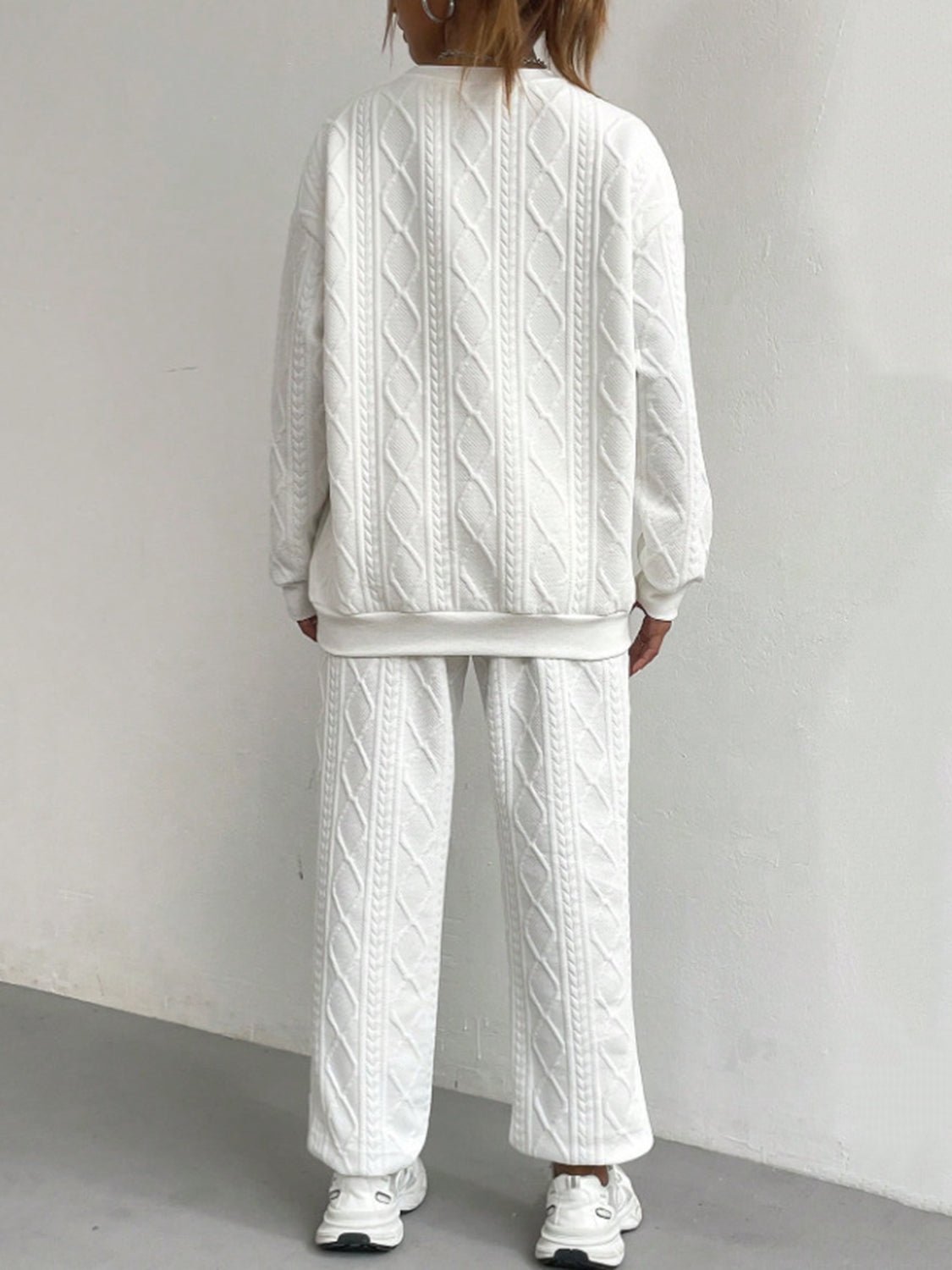 Texture Round Neck Top and Pants Set - ViarousViarousViarous