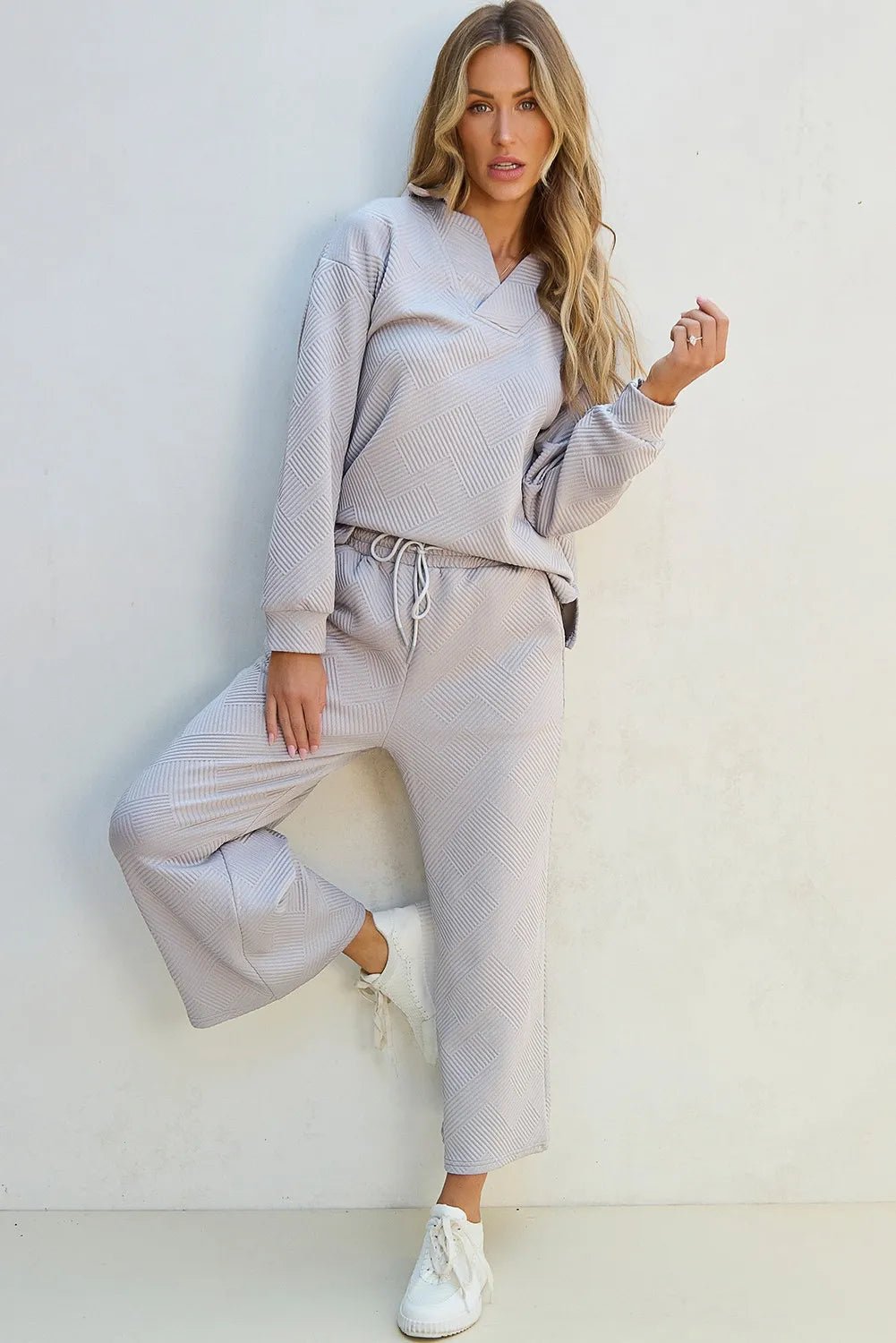 Textured Long Sleeve Top and Drawstring Pants Set - ViarousViarousViarous