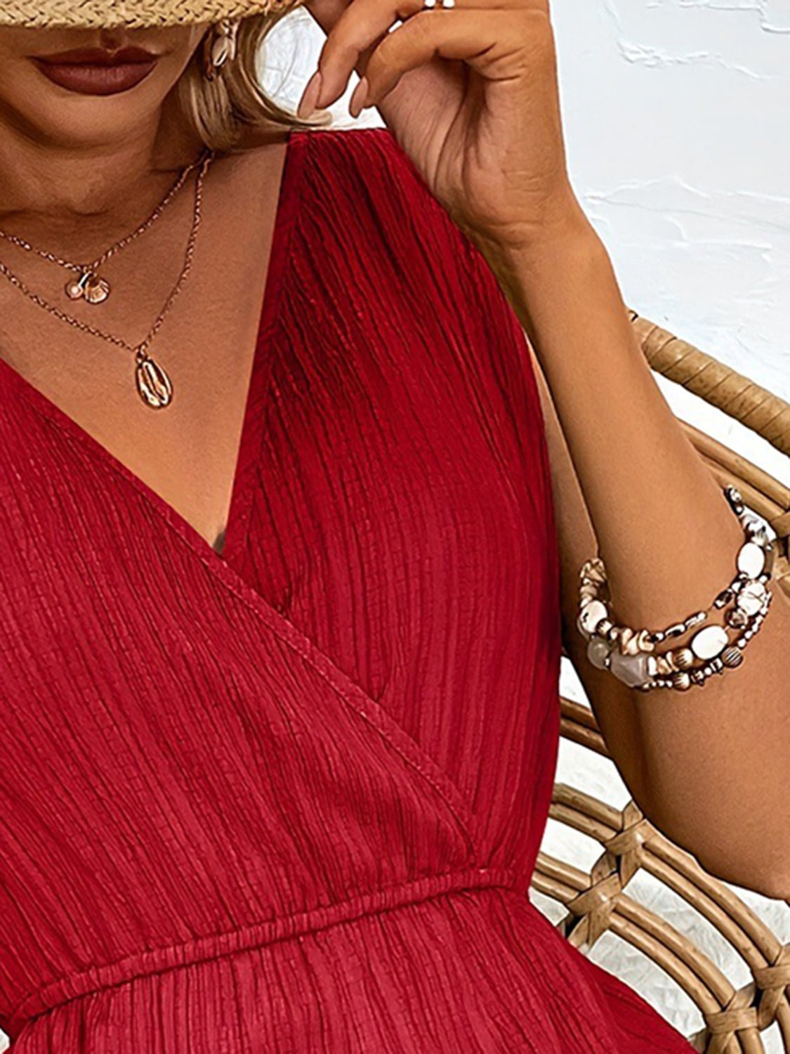 Textured Surplice Sleeveless Romper - ViarousViarousViarous