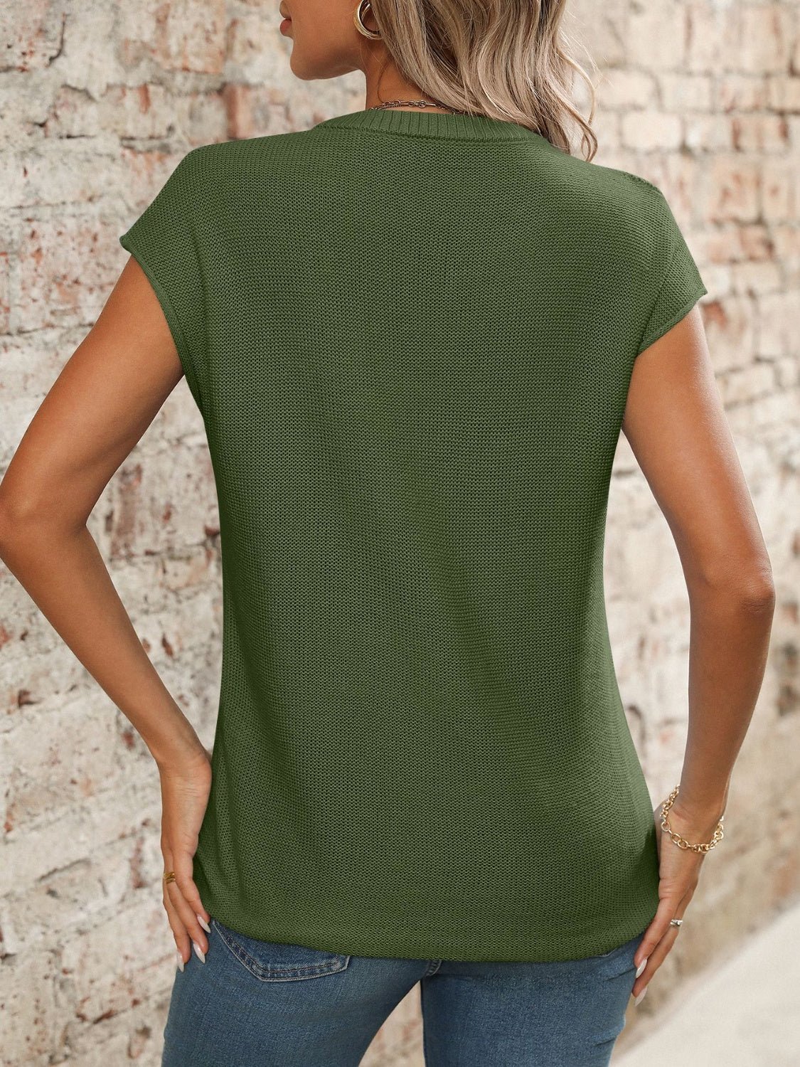 V - Neck Short Sleeve Knit Top - ViarousViarousViarous