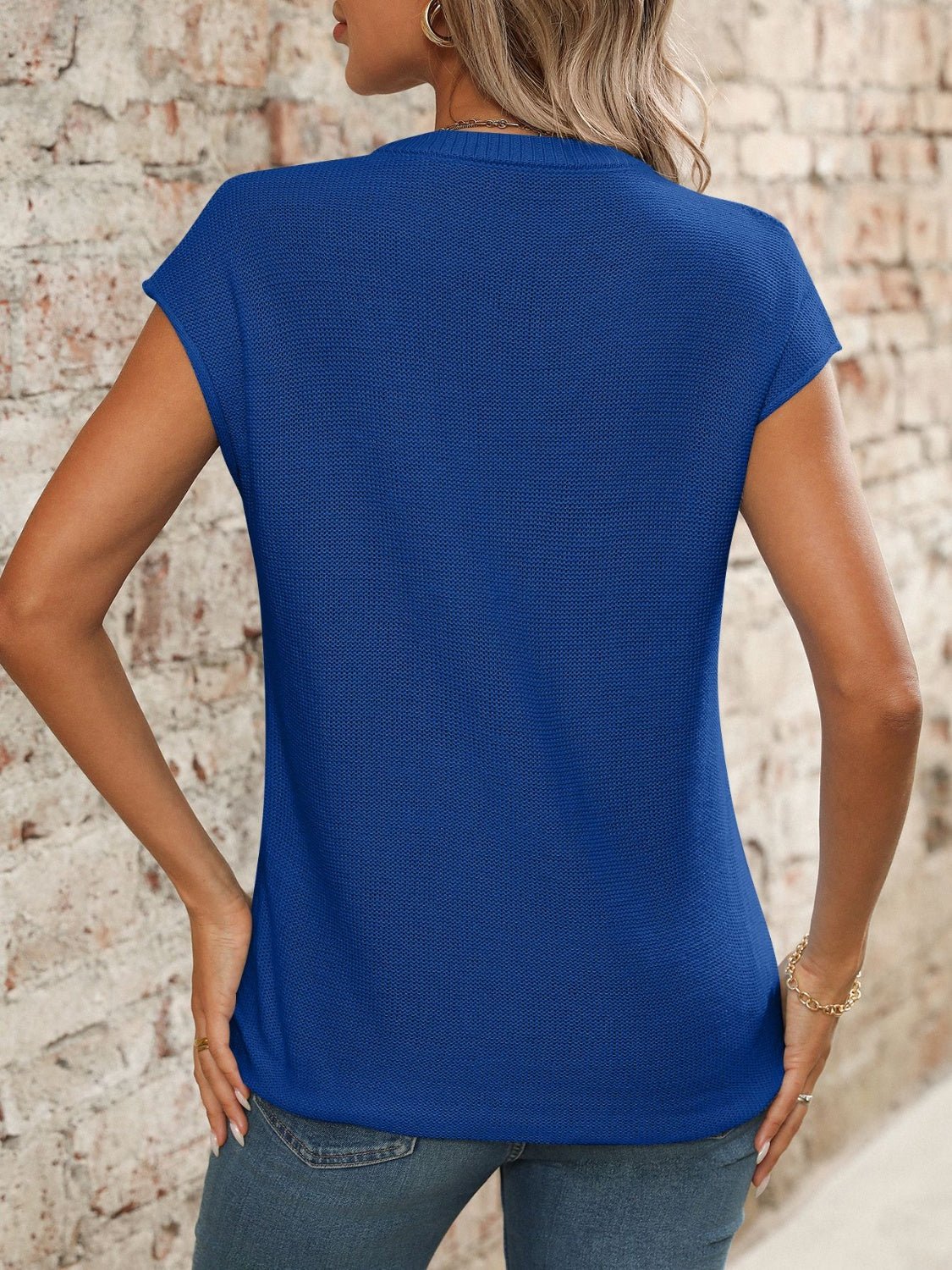 V - Neck Short Sleeve Knit Top - ViarousViarousViarous